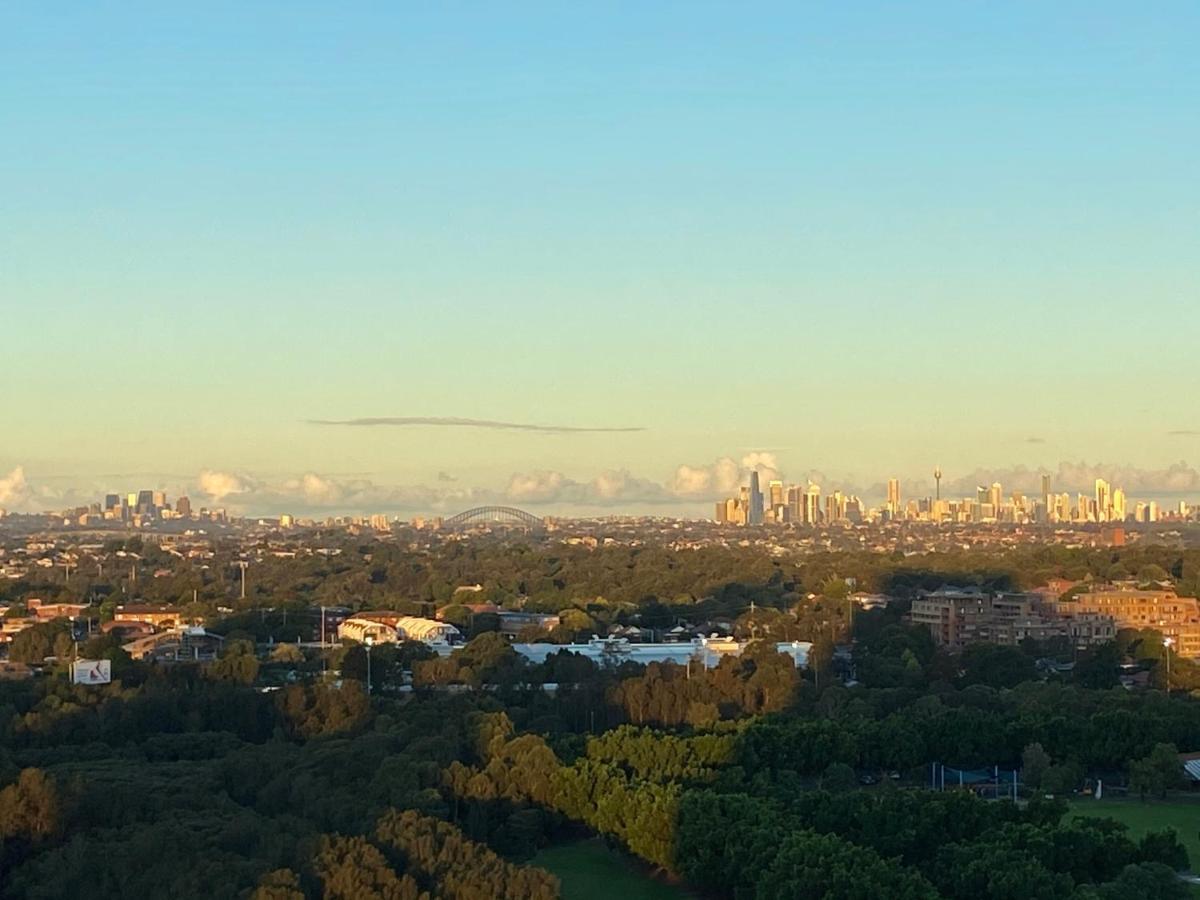 Parkside & City View In Sydney Olympic Park Extérieur photo