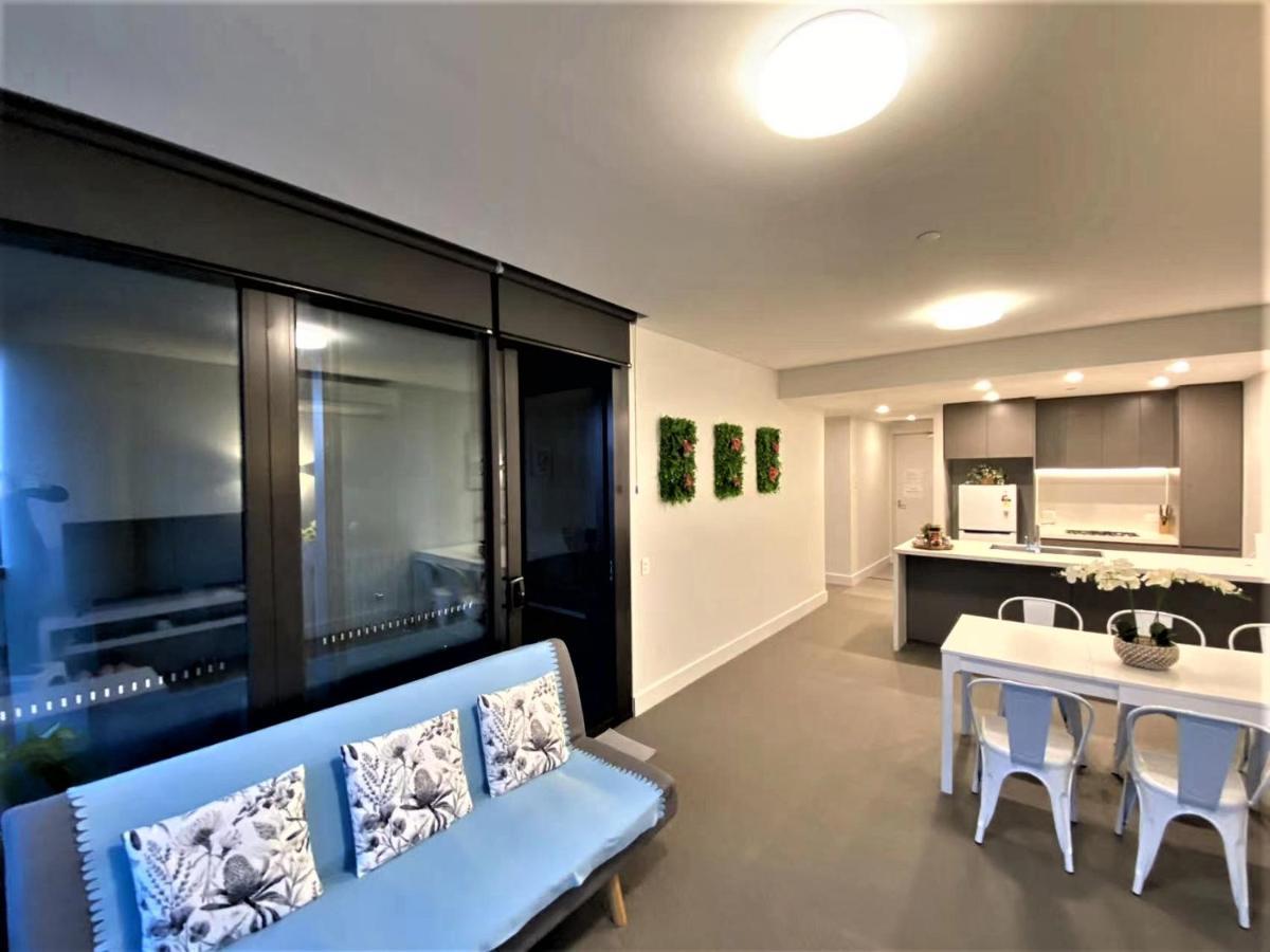 Parkside & City View In Sydney Olympic Park Extérieur photo
